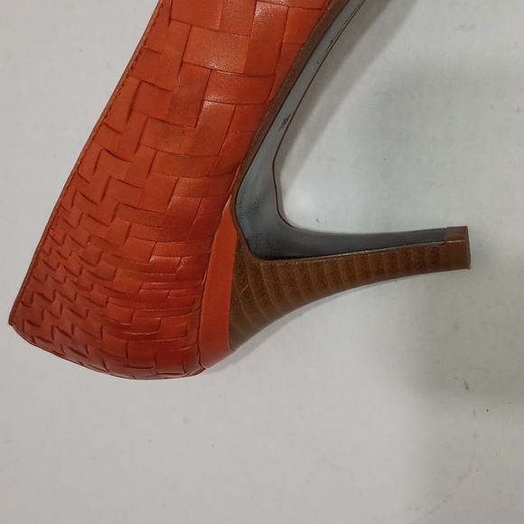 Cole Hasan Women's Heels Open Toe, in a size 7.5 - Picture 8 of 12